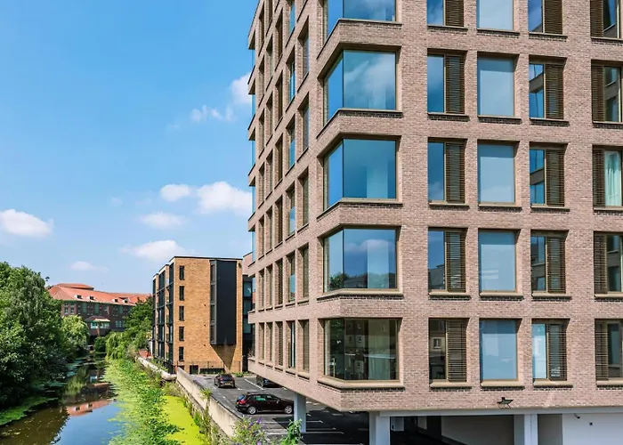 Four Zero Six @ Ryedale House York