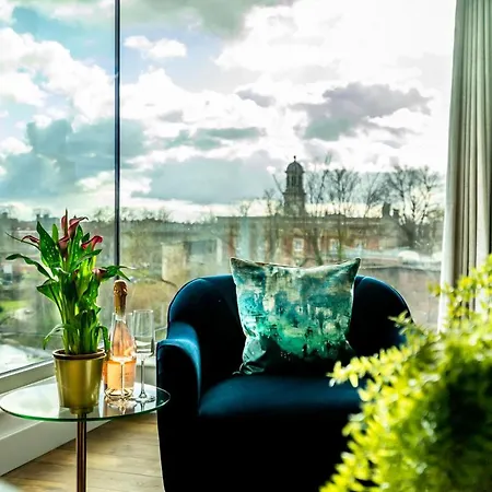 Four Zero Six @ Ryedale House Apartment York