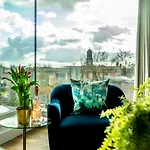 Four Zero Six @ Ryedale House Apartment York