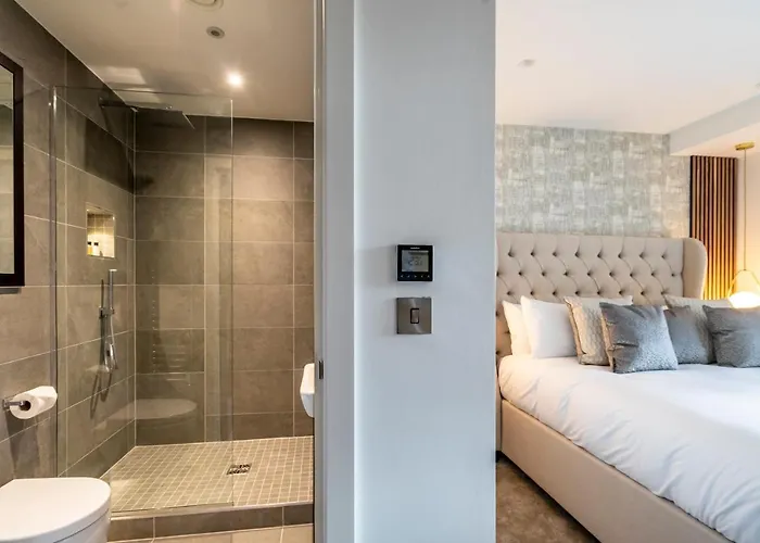 Four Zero Six @ Ryedale House York